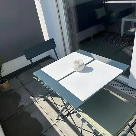 Joli Espace Avec Vue Sur Le アパート *